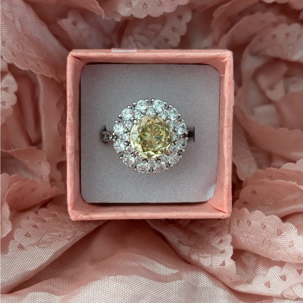 Elegant Yellow and Silver Halo Ring